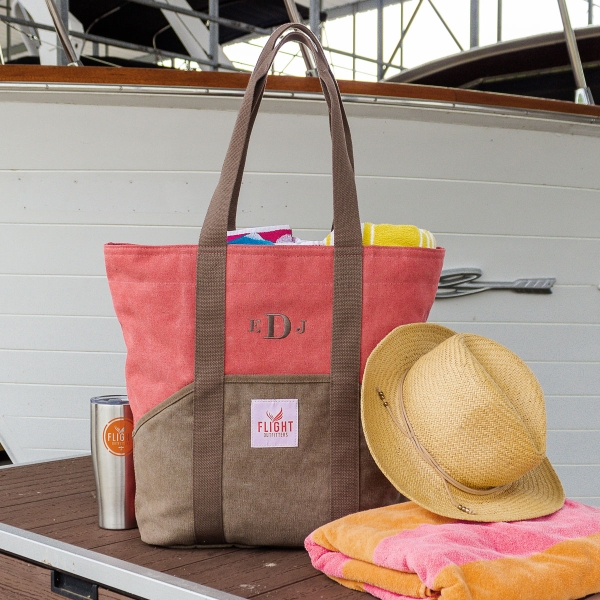 sandbar_tote_orange_scene