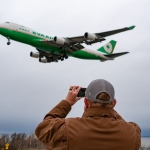 Do we like airplanes or other pilots blogpost