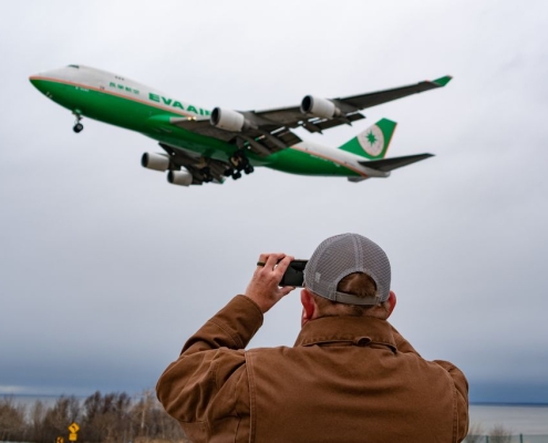 Do we like airplanes or other pilots blogpost